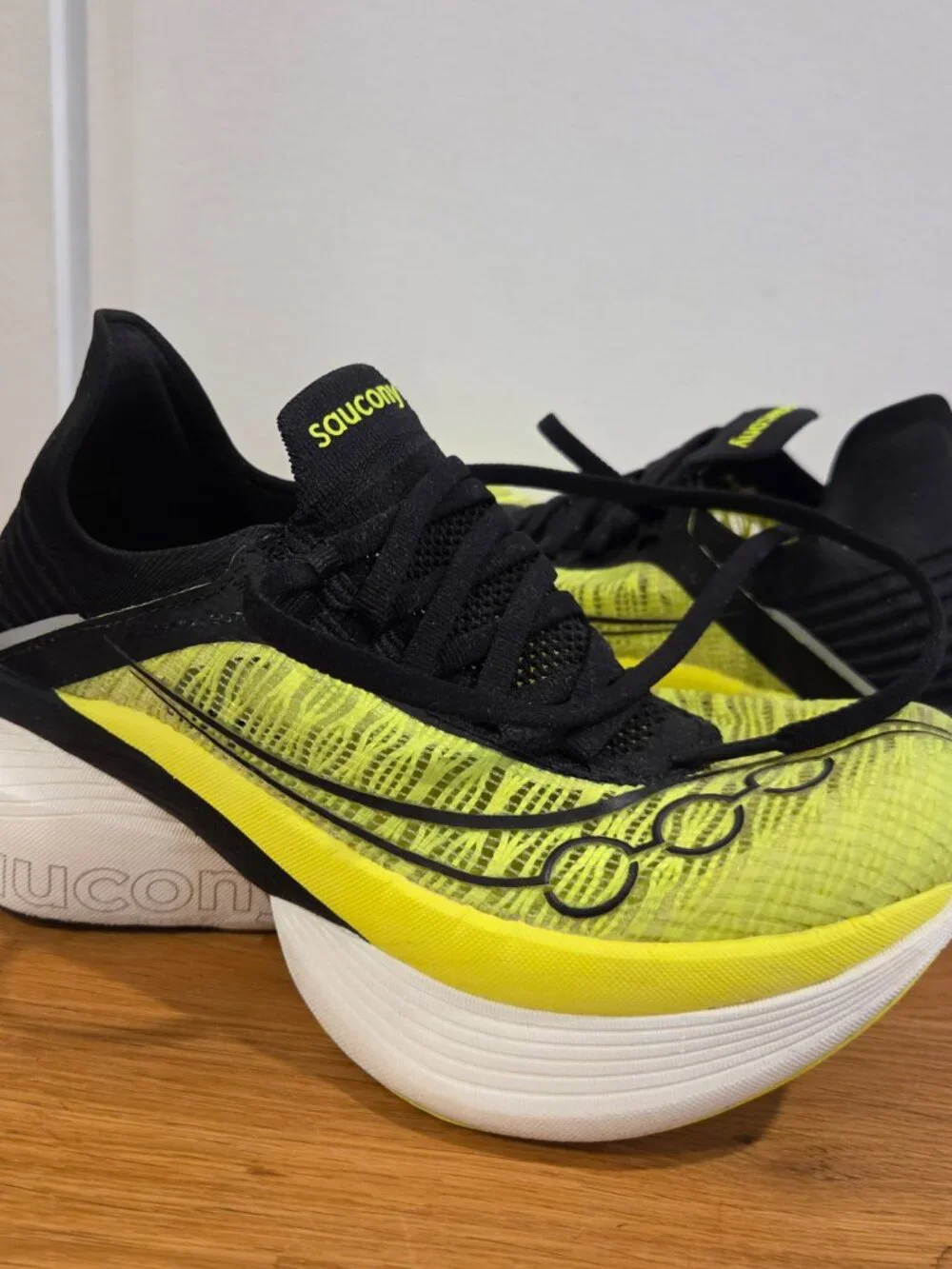 Saucony Endorphin Elite 2 Running Shoes Citron Black